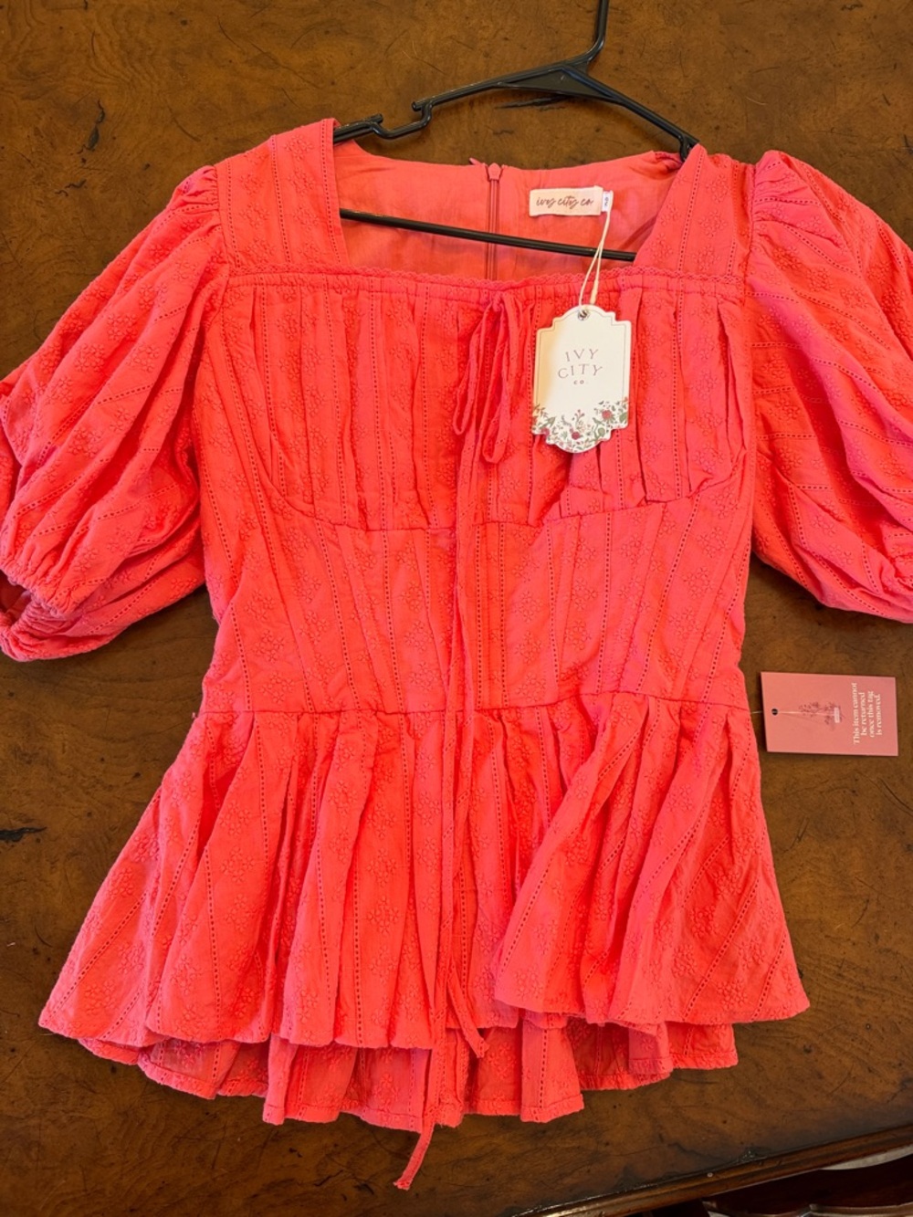Ivy City Co Women's Thea Coral Puff-Sleeve Peplum Top NWT XS